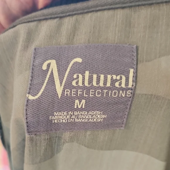 NWOT-Natural Reflections Tan Camouflage Bomber Jacket - Picture 6 of 6